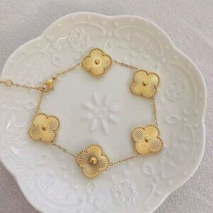 Gold Stainless Steel Clover Four-Leaf Lucky Brass Bracelet Holiday Gifts